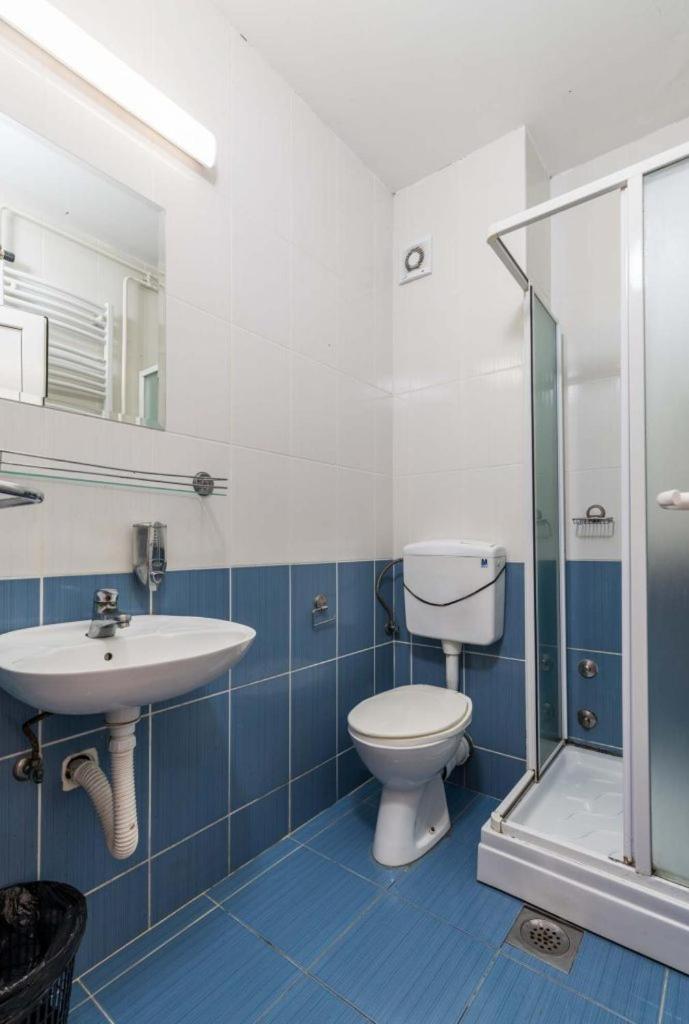 Petar Drapsin Hostel Belgrád Kültér fotó